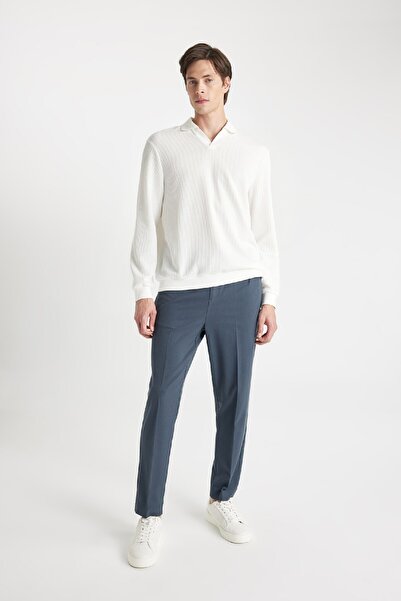 DeFacto Jacquard-Strickpullover mit normaler Passform und Polokragen A9785ax24au