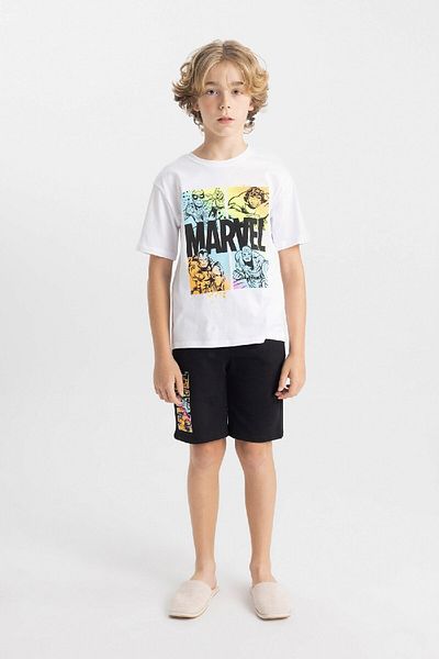 DeFacto Marvel Comics 2-Piece Set for Boys - Short Sleeve T-Shirt and Shorts C4252a824hs