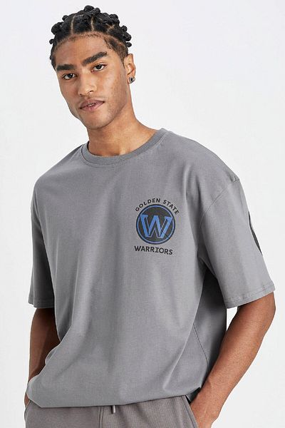 DeFacto Fit Nba Golden State Warriors Oversize κοντομάνικο μπλουζάκι με φαρδιά εφαρμογή με λαιμόκοψη