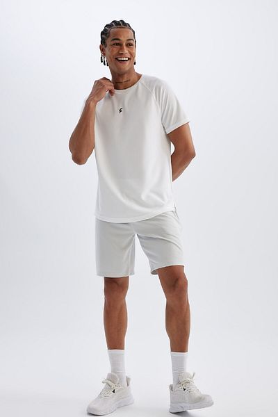 DeFacto Fit Slim Fit Sports Slim Fit Bein Shorts V3030az24au