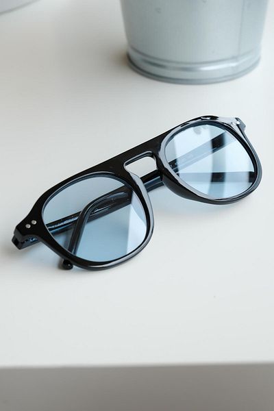 WATCHOFROYAL Royal Eyewear Re1107 Black Blue Sunglasses