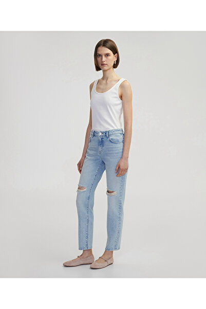 İpekyol Eskitme efektli mom fit jean pantolon