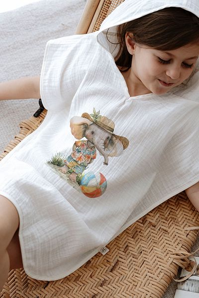 Tuğba Kuğu 4 Layer Muslin Poncho - Summer Vibes