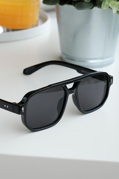 WATCHOFROYAL Royal Eyewear Re1009 Black Sunglasses