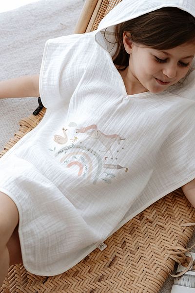 Tuğba Kuğu 4 Layer Muslin Poncho - Summer Vibes