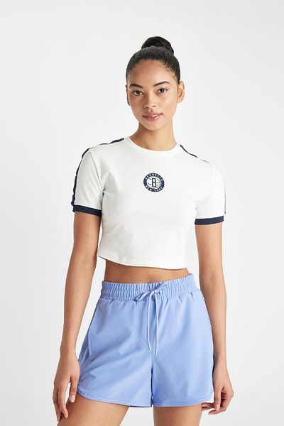 DeFacto Brooklyn Nets Fit Crew Neck - Short Sleeve T-Shirt B9984Ax24Sm