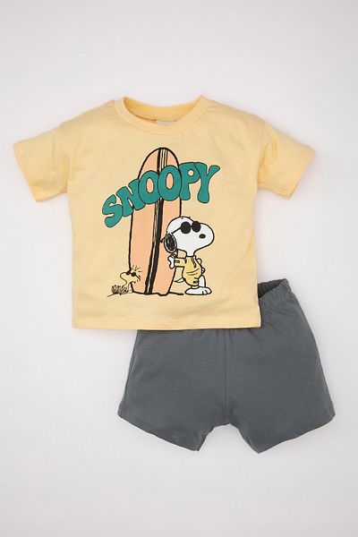 DeFacto Baby Boy 2 Piece Set Snoopy Short Sleeve T-Shirt Top Elastic Waist Shorts Bottom C6018A524Sm
