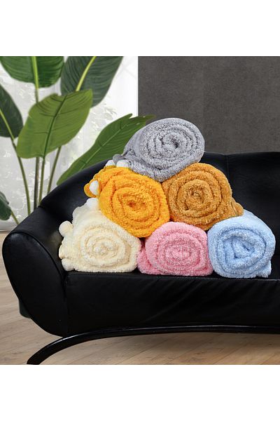HARİKA PELUŞ FABRİKASI 200*220 Cm Plush Double Blanket with Pompom (100% Local)