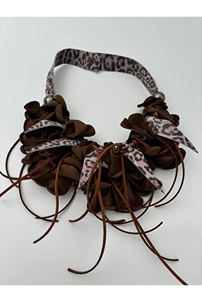 AGG Pempe leopar desenli deri kolye