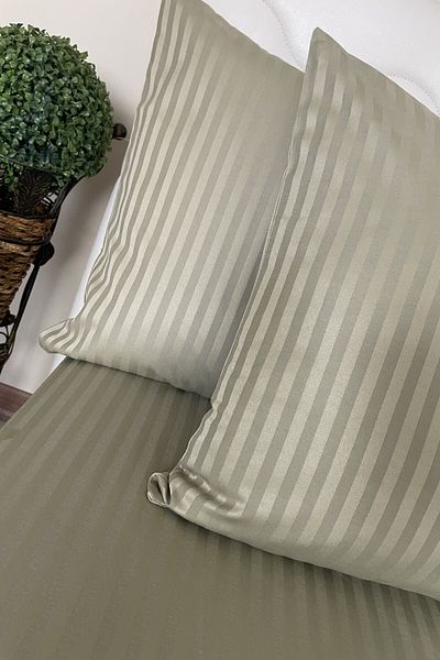 Hevia Home Cotton Satin Elastic Striped Double Bed Sheet Set Hotel Type with 2 Pillows