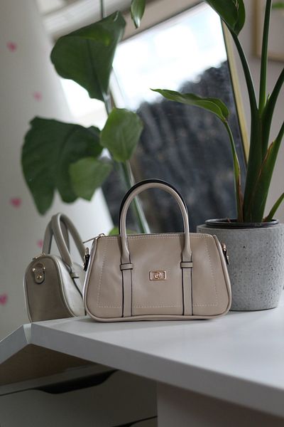 Moom Bag Γυναικεία τσάντα χεριών & ώμου με διπλή λωρίδα Minimal Daily