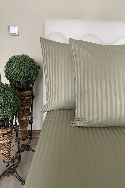Hevia Home Cotton Satin Elastic Striped Double Bed Sheet Set Hotel Type with 2 Pillows