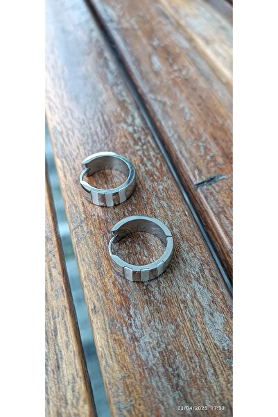 staınless steel Steel earrings with pearlescent