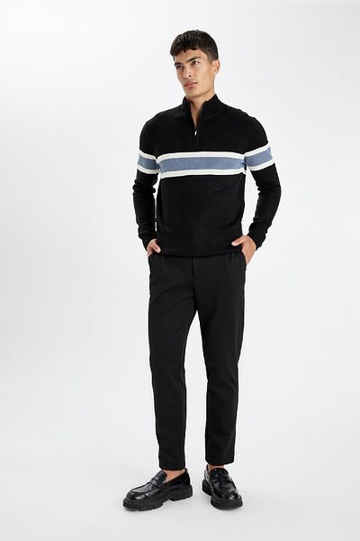 DeFacto Standard-Passform, normaler Schnitt, Stehkragen, Reißverschluss, gestreifter Strickpullover Y4193az24wn