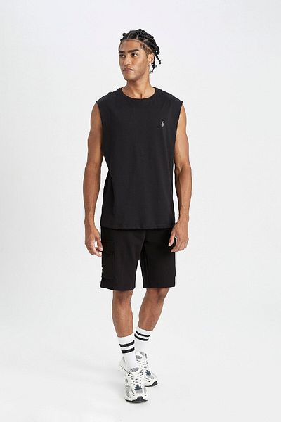DeFacto Fit Boxy Fit Rundhalsausschnitt Sportler Tank Top A1821ax24hs
