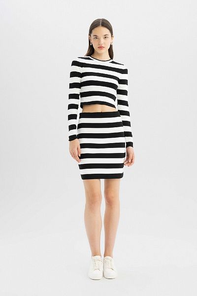 DeFacto Pulover Coool Slim Fit, cu dungi, cu decolteu, tricotaj X6888az24wn