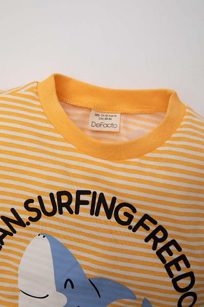DeFacto Baby Boy - Crew Neck and Shark Printed Short Sleeve T-Shirt C9363A524Sm