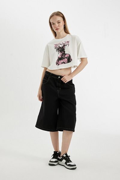 DeFacto Billie Eilish Cool Oversize T-Shirt - Crew Neck, Short Sleeve D1203Ax24Sm