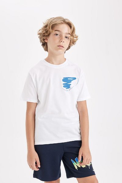 DeFacto Kurzärmliges T-Shirt mit Rundhalsausschnitt und Aufdruck auf der Rückseite für Jungen - D0400A824HS