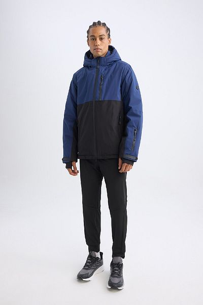 DeFacto Water Repellent Defactofit Ski Coat with Hood, Fleece Lining, Zipper and Pocket D1823Ax24Wn