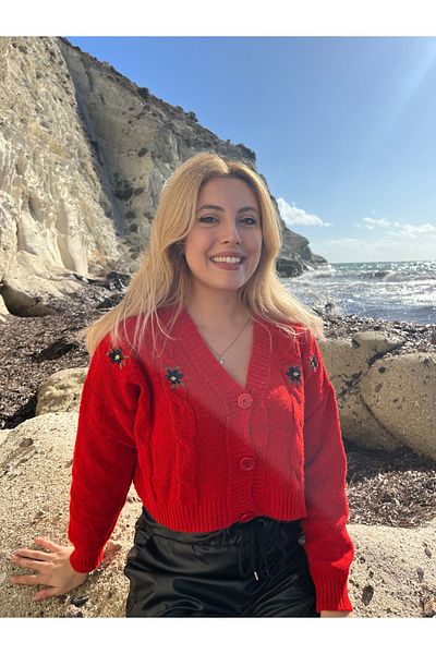 Çeşme Home Red Color Short Knitted Stylish Women's Cardigan with Embroidery Detail