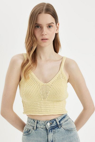 DeFacto Slim Fit Slim Fit V-Neck Strap Knitted Crochet Athlete A8433Ax24Sm