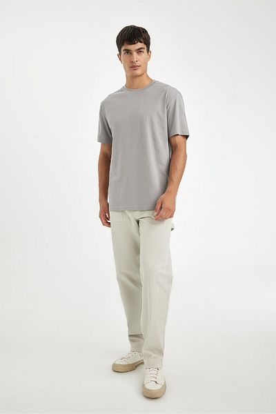 DeFacto Kurzarm-T-Shirt aus 100 % Baumwolle mit Rundhalsausschnitt – neue normale Passform V7699az24au