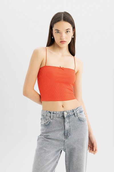 DeFacto Geripptes Camisole-Unterhemd mit dünnen Trägern – D1382ax24sm