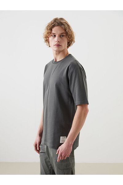 LC Waikiki Ανδρικό T-Shirt Loose Fit με 2 νήματα από ύφασμα με λεπτομέρεια ετικέτας