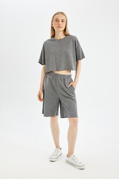 DeFacto Cool Thick Fabric Basic Plain Shorts D1177Ax24Sm