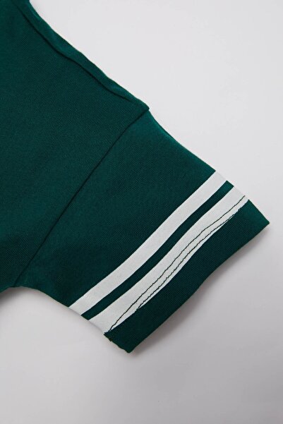 DeFacto Chlapecké sportovní tričko s krátkým rukávem s výstřihem a výstřihem - D1494A524Sm