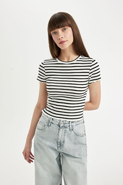 DeFacto 2-Piece Multi-Pack Plain-Lined Fitted Camisole T-Shirt D2384Axns