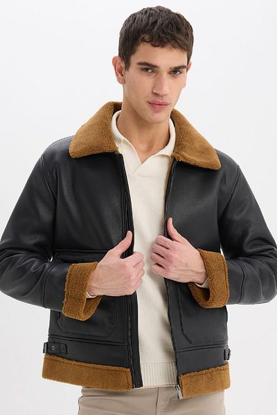 DeFacto Slim-Fit Slim-Fit-Polokragen mit Kunstfellfutter und Reißverschluss D1182AX24WN