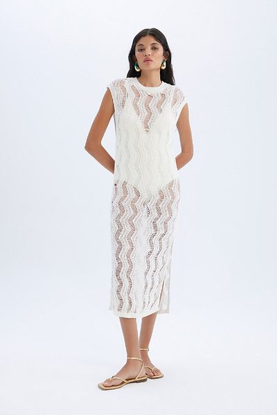 DeFacto Weißes Midi-Strickkleid mit Rundhalsausschnitt, ärmellos, mit Schlitz, D3013ax24sm