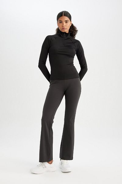 DeFacto Fit Flare Athlete αθλητική φόρμα - Ισπανική φόρμα με πόδι Standard μήκους Basic - B3988ax24au