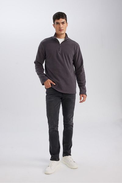 DeFacto Kältebeständiges Anthrazit-Fleece-Sweatshirt – Stehkragen, Reißverschluss, normale Passform Y3996azns