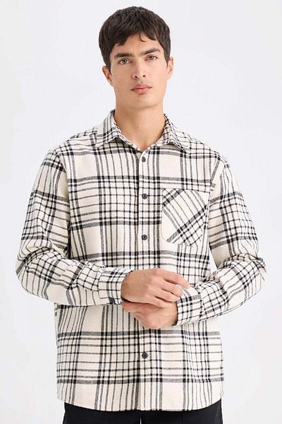 DeFacto Regular Fit Check Flannel Pocket Detail Long Sleeve Shirt D3499Ax24Wn