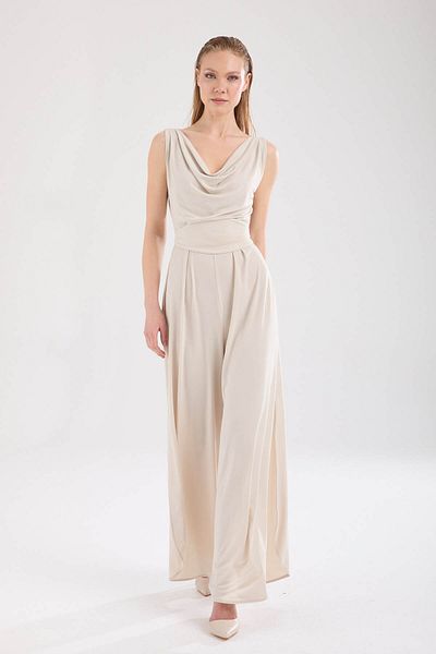 By Yaren Yazıcı Beige Degaje Collar Slit Detailed Self Fabric Mobile Belt Jumpsuit