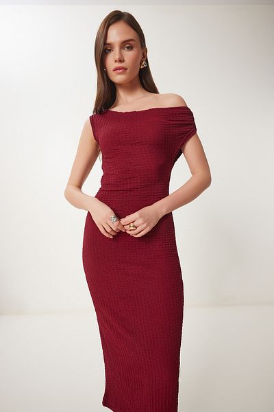 Happiness İstanbul Burgunderrotes strukturiertes Sommer-Midi-Strickkleid für Damen ZV00273