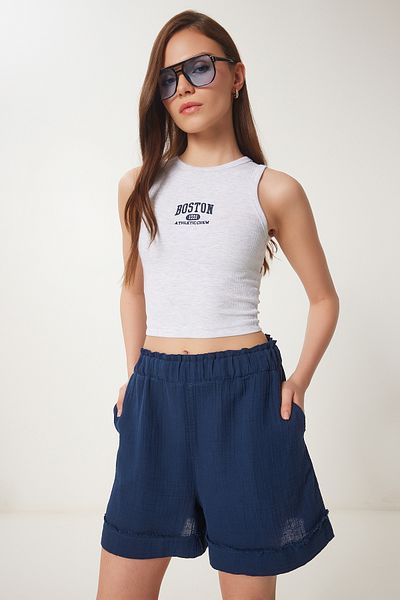 Happiness İstanbul Women's Navy Blue Pocket Muslin Shorts Rg00054