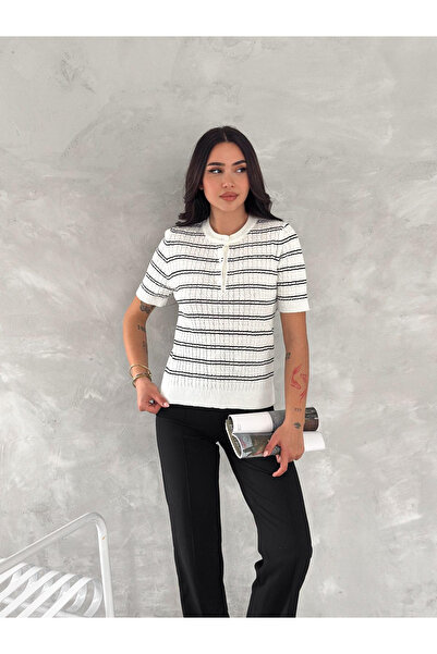 Trendyol Collection Ecru pruhovaná pletená halenka s krátkým rukávem TWOSS25BZ00534