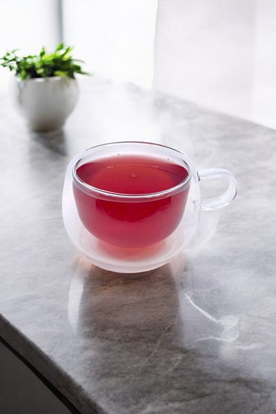 Kitchen Way Double Walled 200ml Borosilicate Heat Resistant Glass Soft Drink Mug Cup with Handle Kw-077