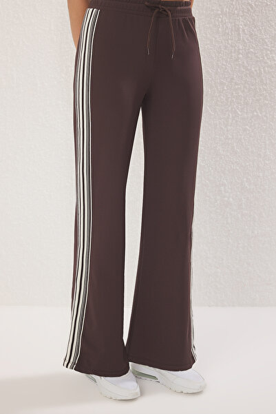 Trendyol Collection Καφέ Diver/Scuba υφασμάτινο αθλητικό πλεκτό παντελόνι THMSS25EA00006