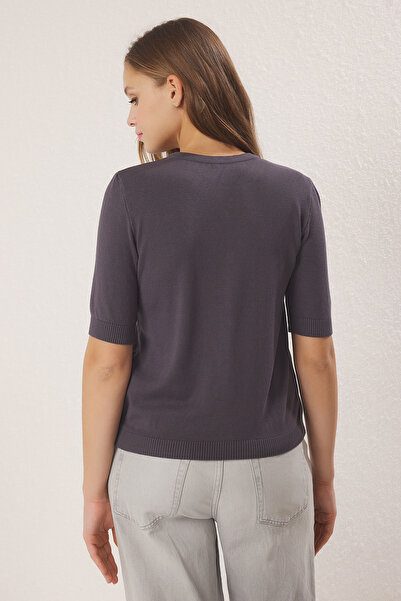 Trendyol Collection Anthracite Crew Neck Cardigan with Floral Accessories Twoss25Hi00006