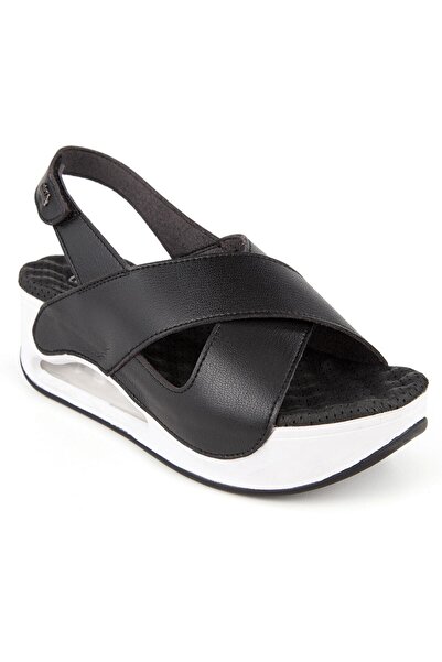 Muya A1083937 Жіночі чорні сандалі на щодень