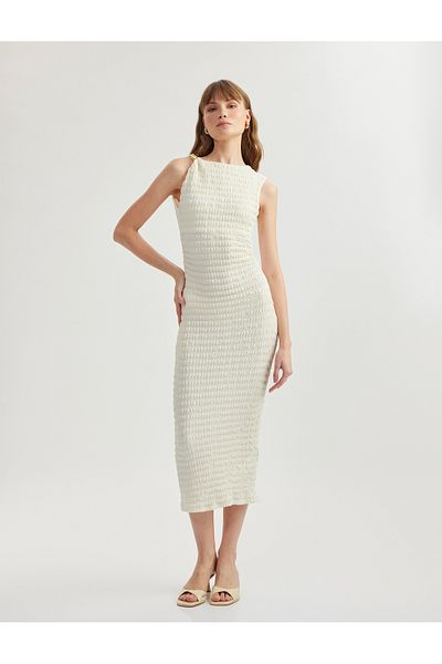 Koton New Season Accessory Detailed Textured Slim Fit Crew Neck Sleeveless Midi Length Pencil Dress