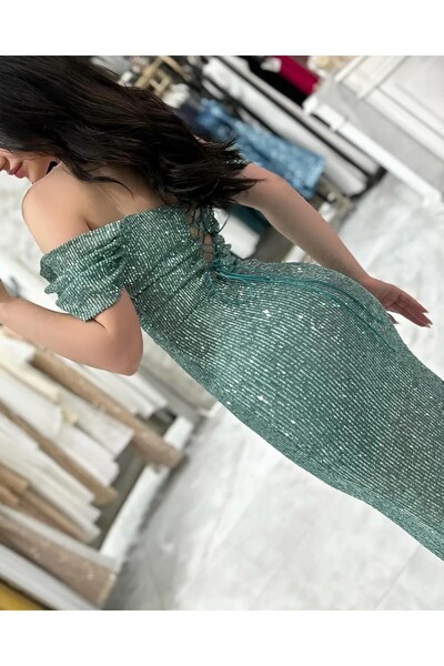 zoezoe ,Andrea Arkası Bağlamalı Detaylı Degaje Yaka Uzun Boy Payet Önü Yırtmaçlı Abiye Elbise Hijap