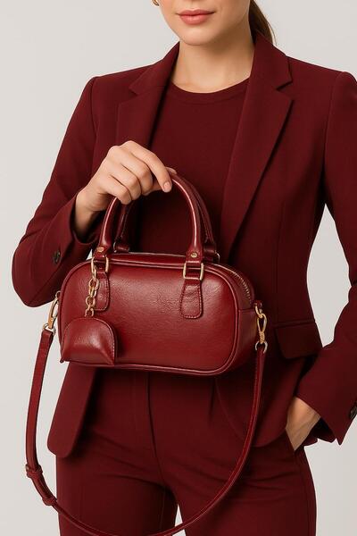 Bipanya Ruby Mini Cüzdan Charm Detaylı Rugan Deri Fermuar Kapama Kadın El Çapraz Kol Omuz Çantası BP-4853O