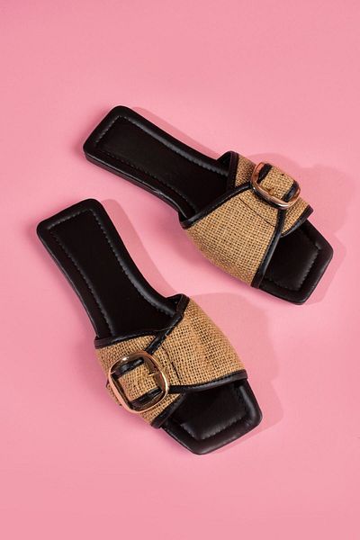 FUGA MODA Papuci Ribas cu cataramă din răchită neagră aurie