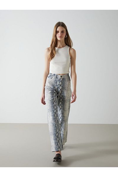 LC Waikiki Beige Crew Neck Women's Crop